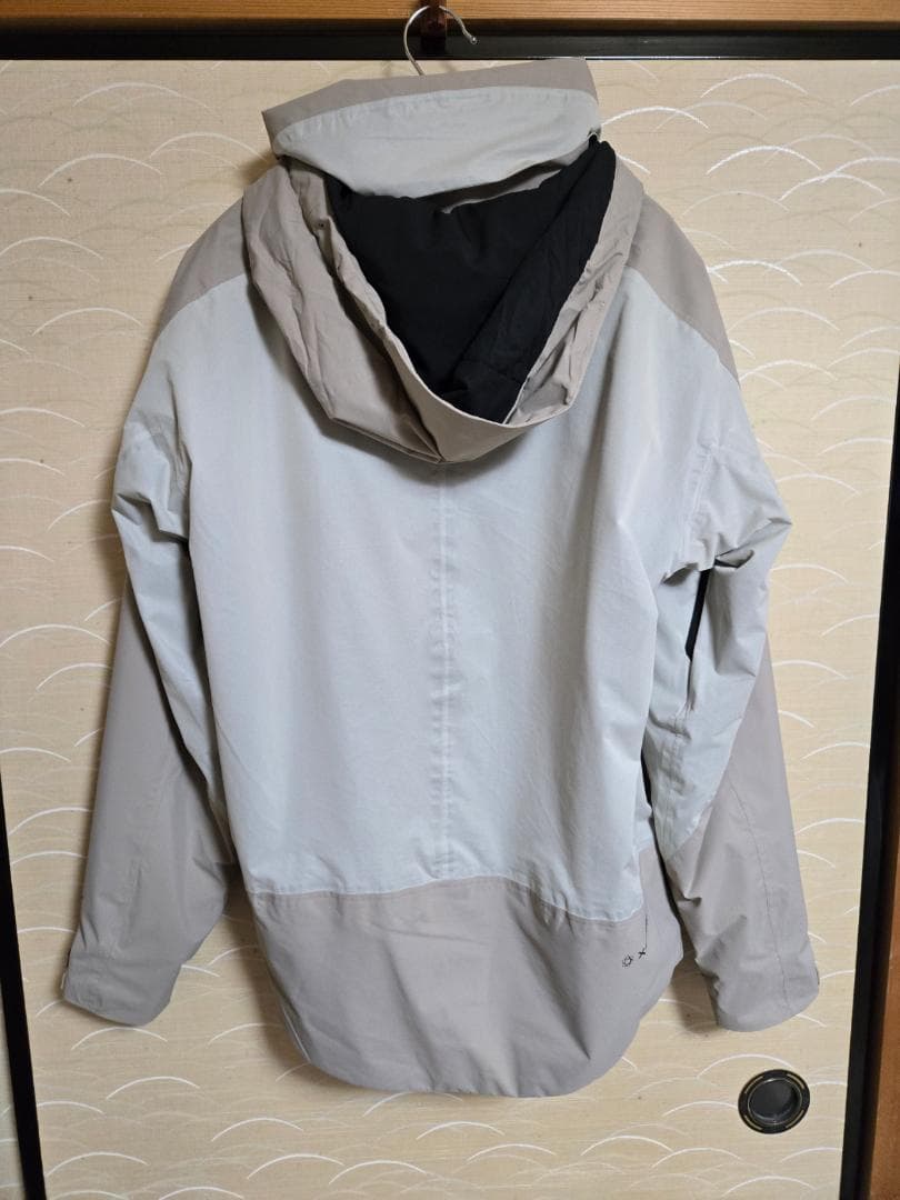 エックスシェルター（R）断熱βプレミアム超透湿防水防寒ジャケット Mサイズ