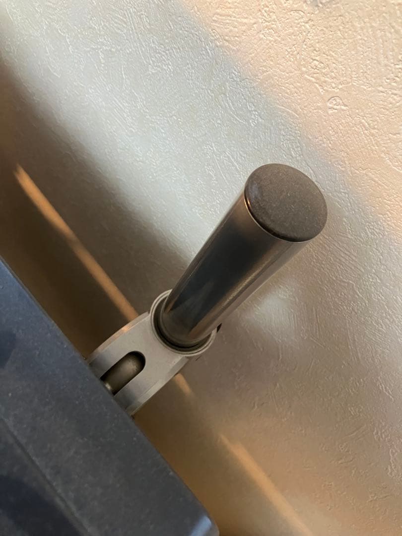 4台液晶モニター マルチモニターマウント