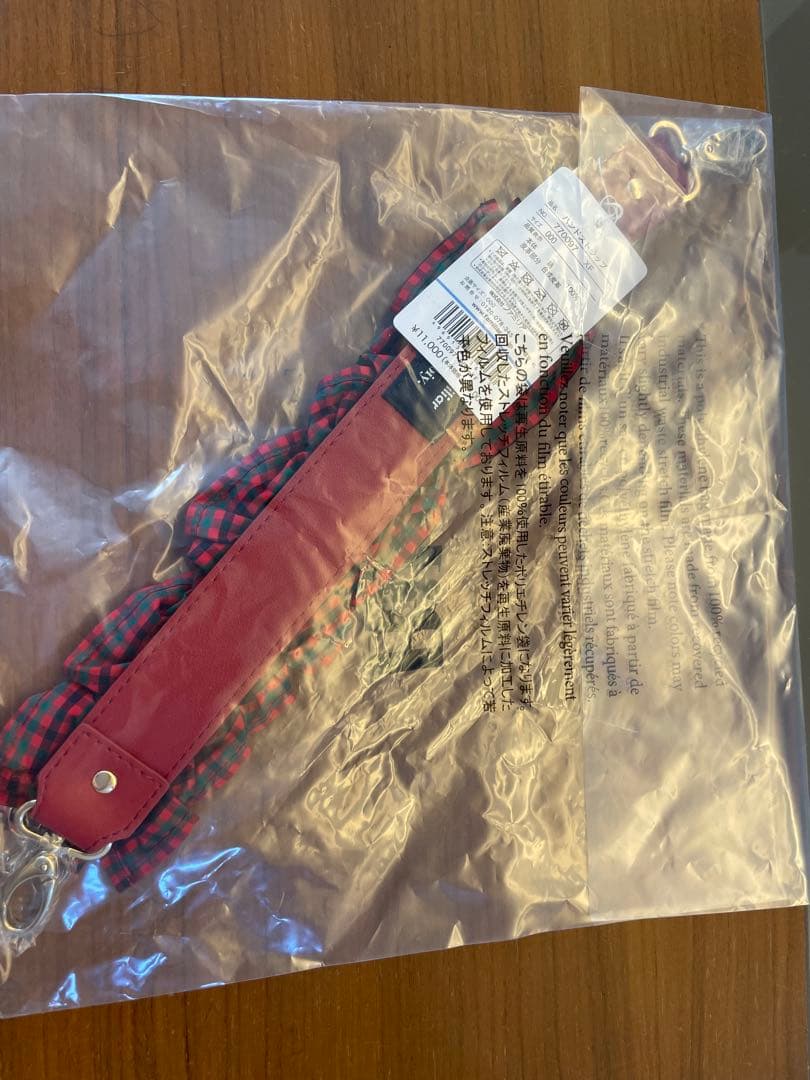 ファミリア Bibiyコラボ ハンドストラップ XF