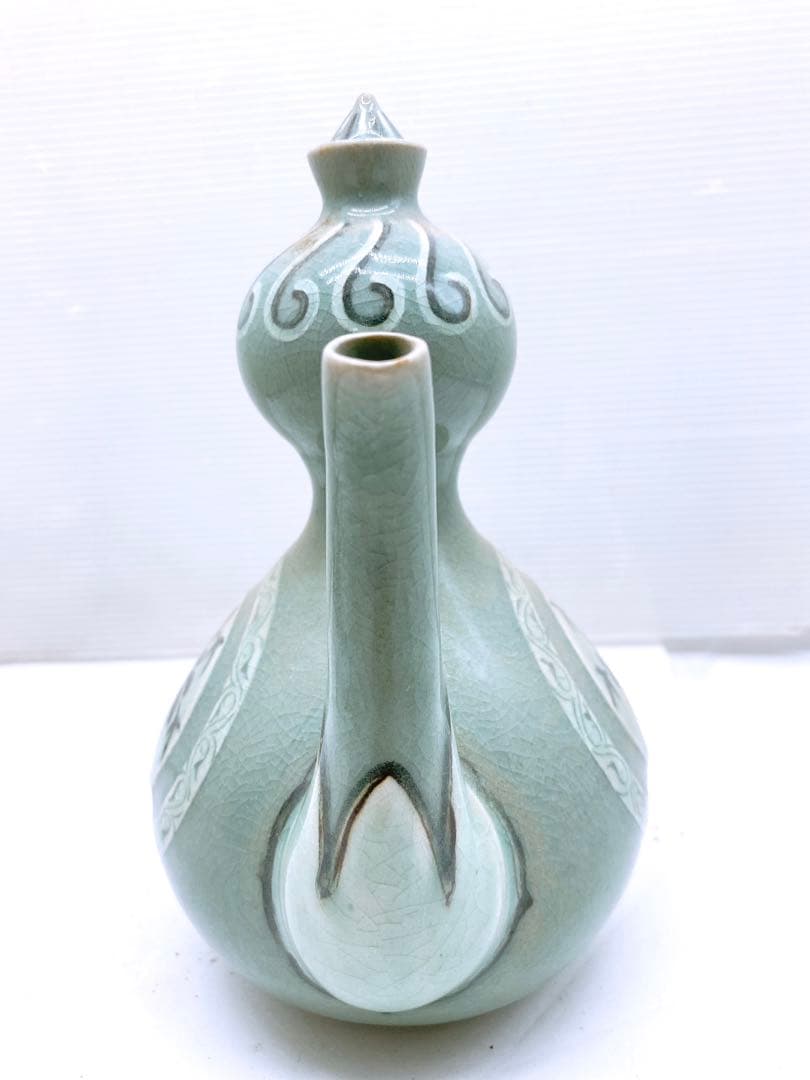 韓国人間国宝 ユへガン 柳海剛 高麗青磁 グリーン 水注 花柄 縄型 水差