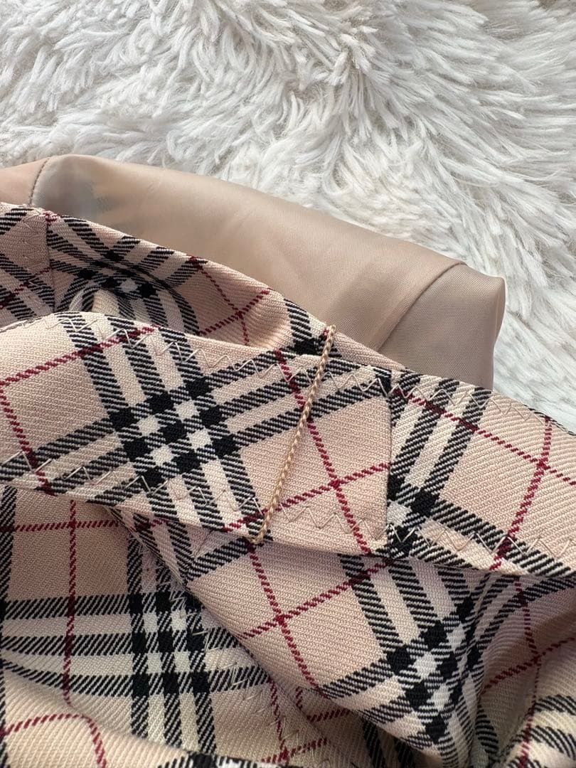 バーバリーブルーレーベルフレアスカートノバチェック　ベルト　ひざ丈　ベージュ38