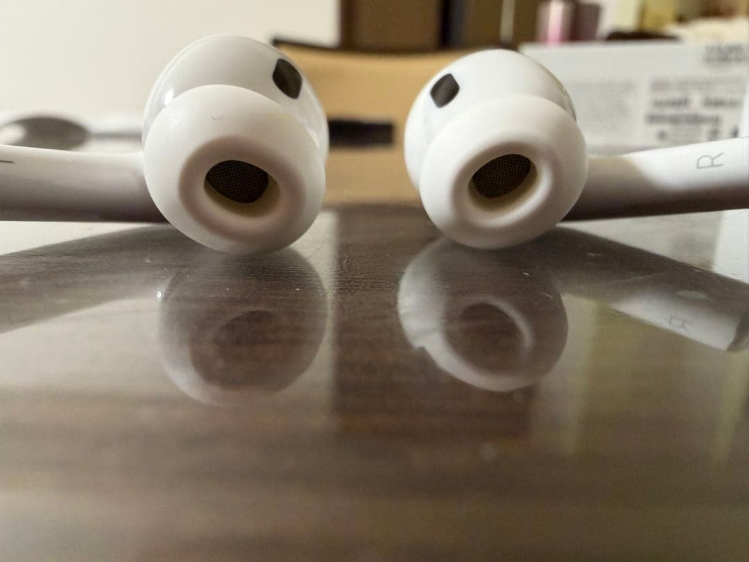 AirPods Pro 2 本体 充電ケース付き