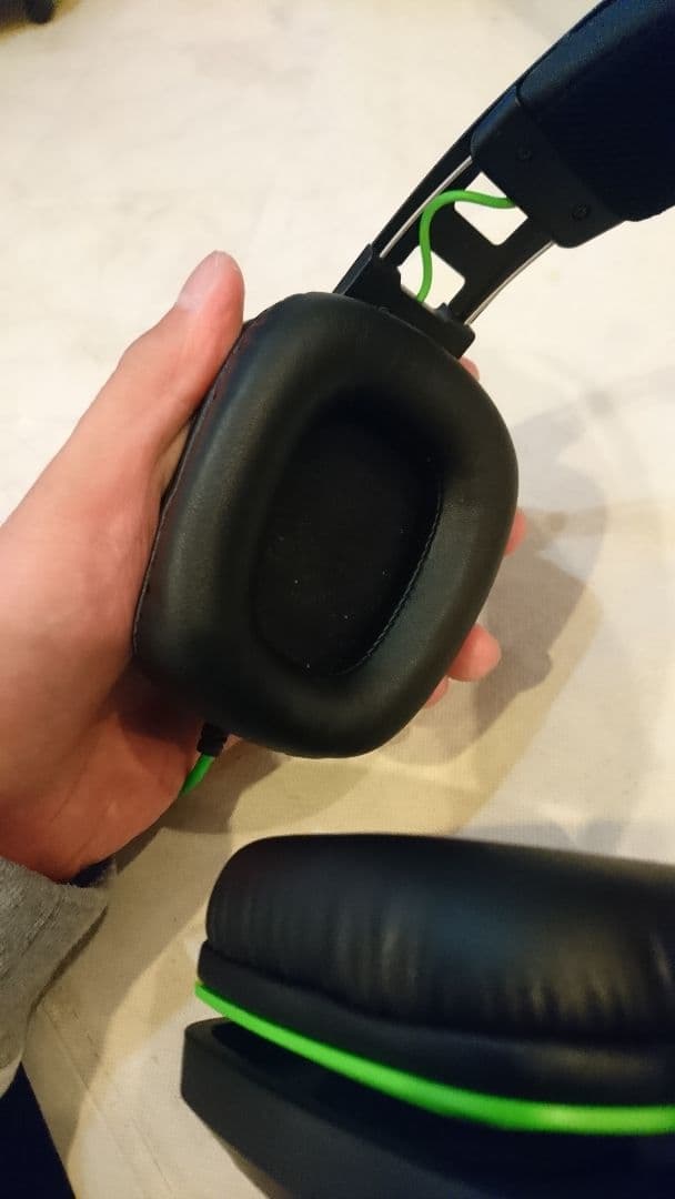 Razerヘッドフォン  ゲーミングヘッドホン