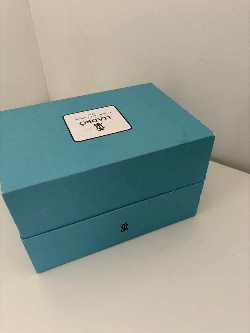 リヤドロ LLADROさわやかな風 品番9216 ポーセリン（磁器）フィギュリン