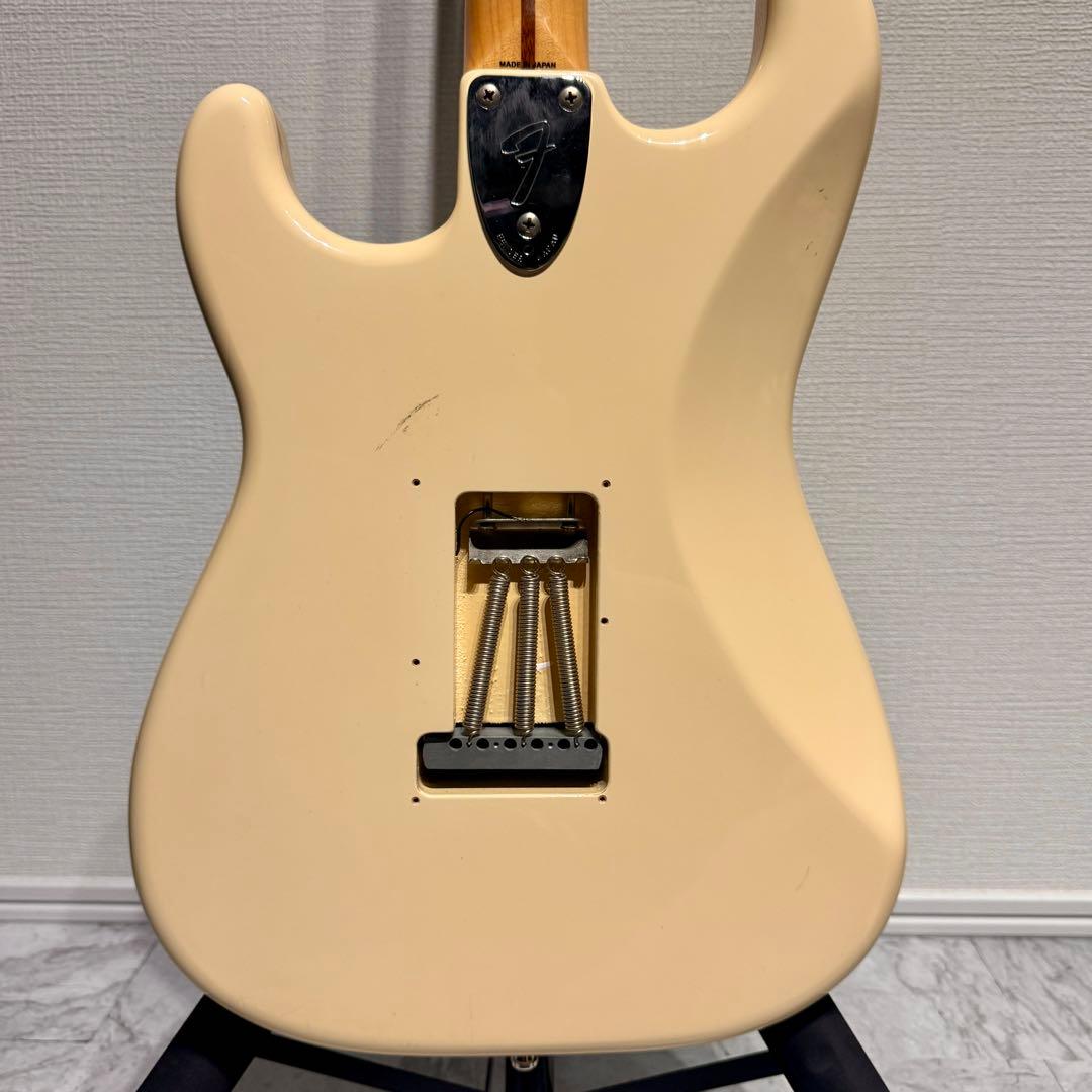 ギター Fender Japan Stratocaster