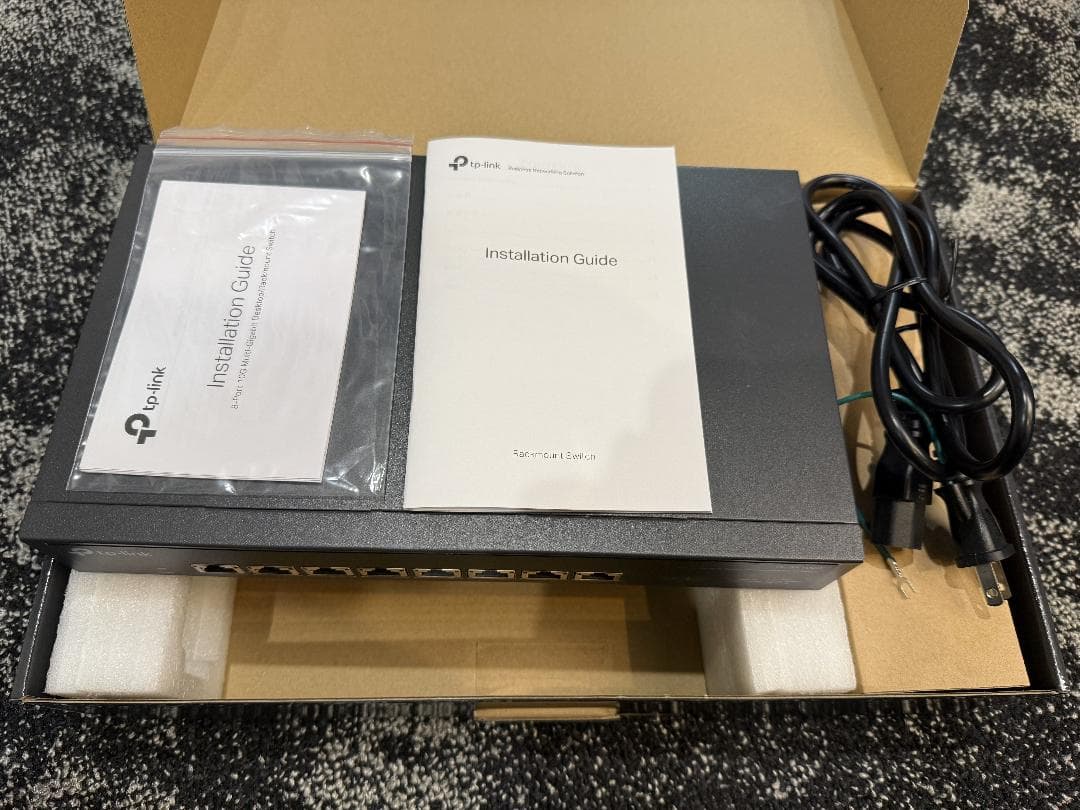 TP-Link TL-SX1008 8ポート 10G対応 スイッチングハブ