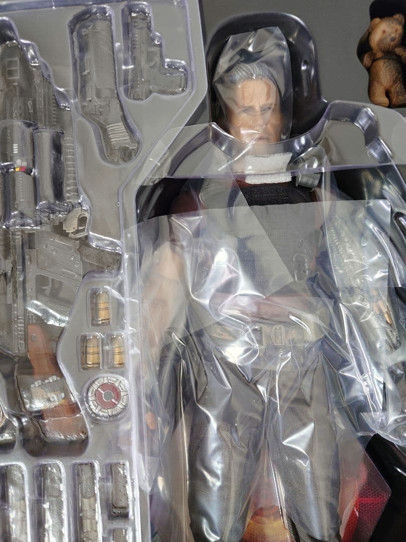 ホットトイズ 1/6ケーブル（デッドプール２）ボーナス版