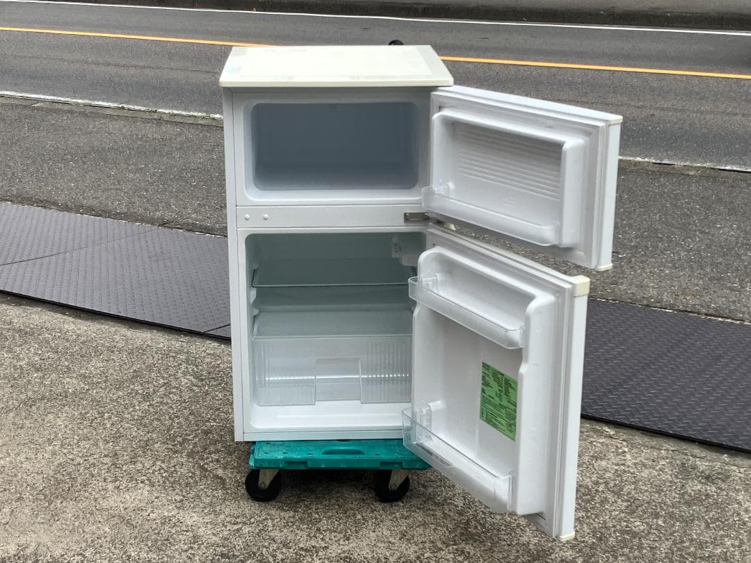 愛知岐阜/送料無料★アイリスオーヤマ　90L冷蔵庫　KRSD-9A-W 19年製