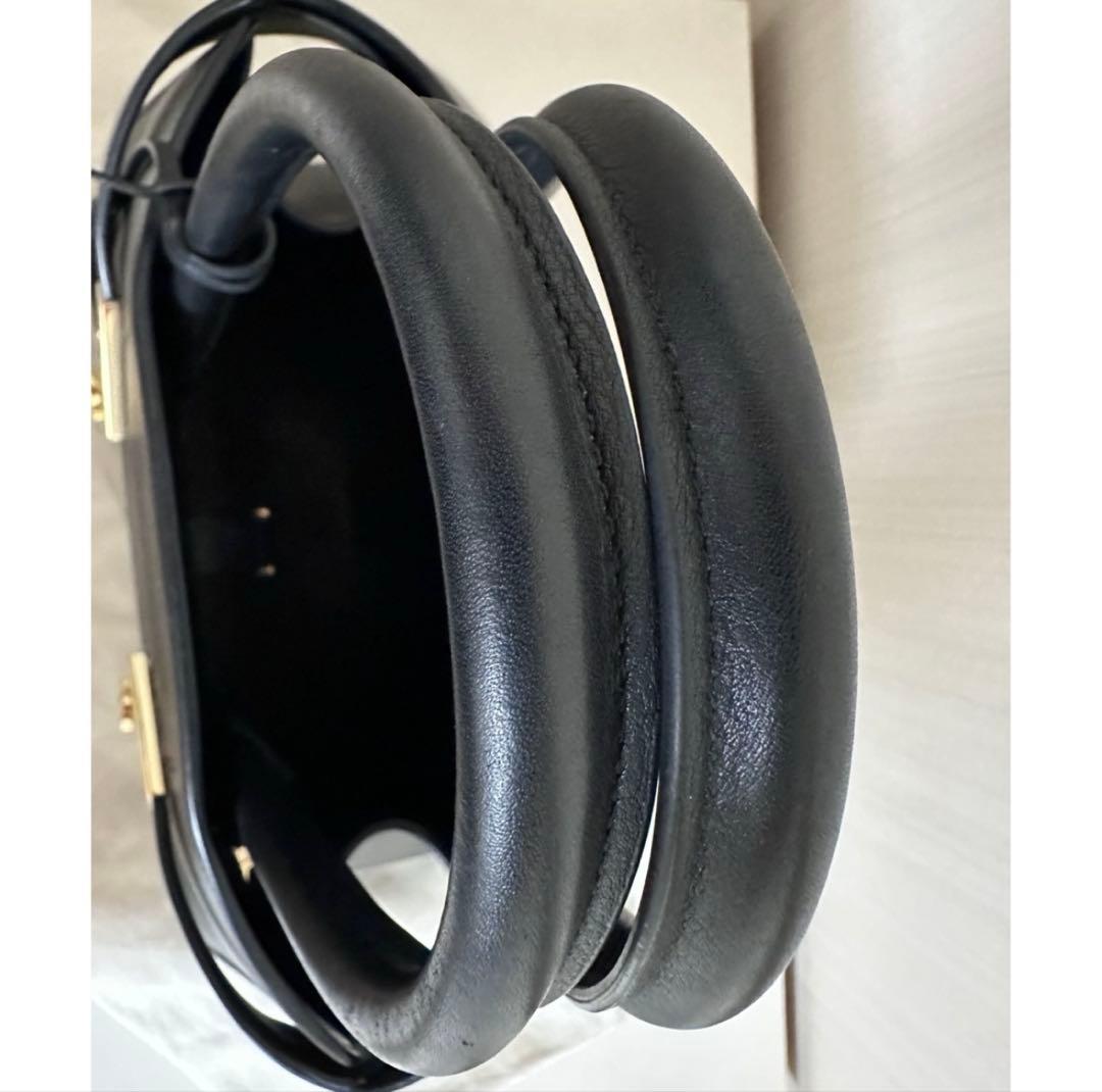 SalvatoreFerragamo hug ガンチーニ スモール ハンドバッグ