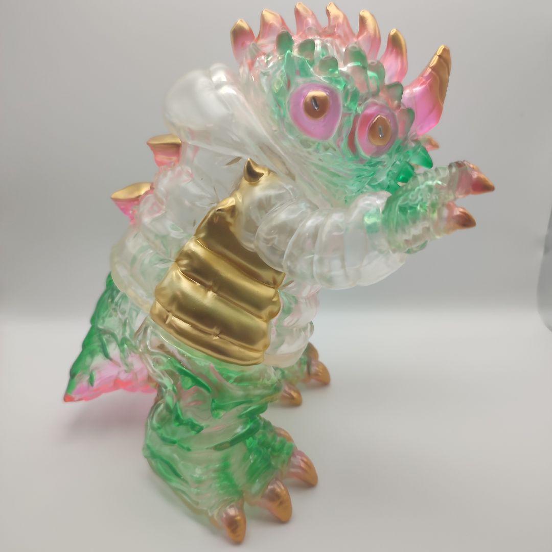 gyaromi メディコムトイ　ヴォイドン フィギュア クリアグリーン