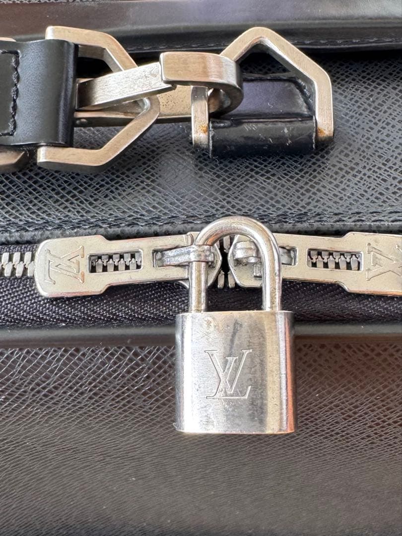 【tomi】ルイヴィトン キャリーケース ペガス55タイガ キャリーバッグ