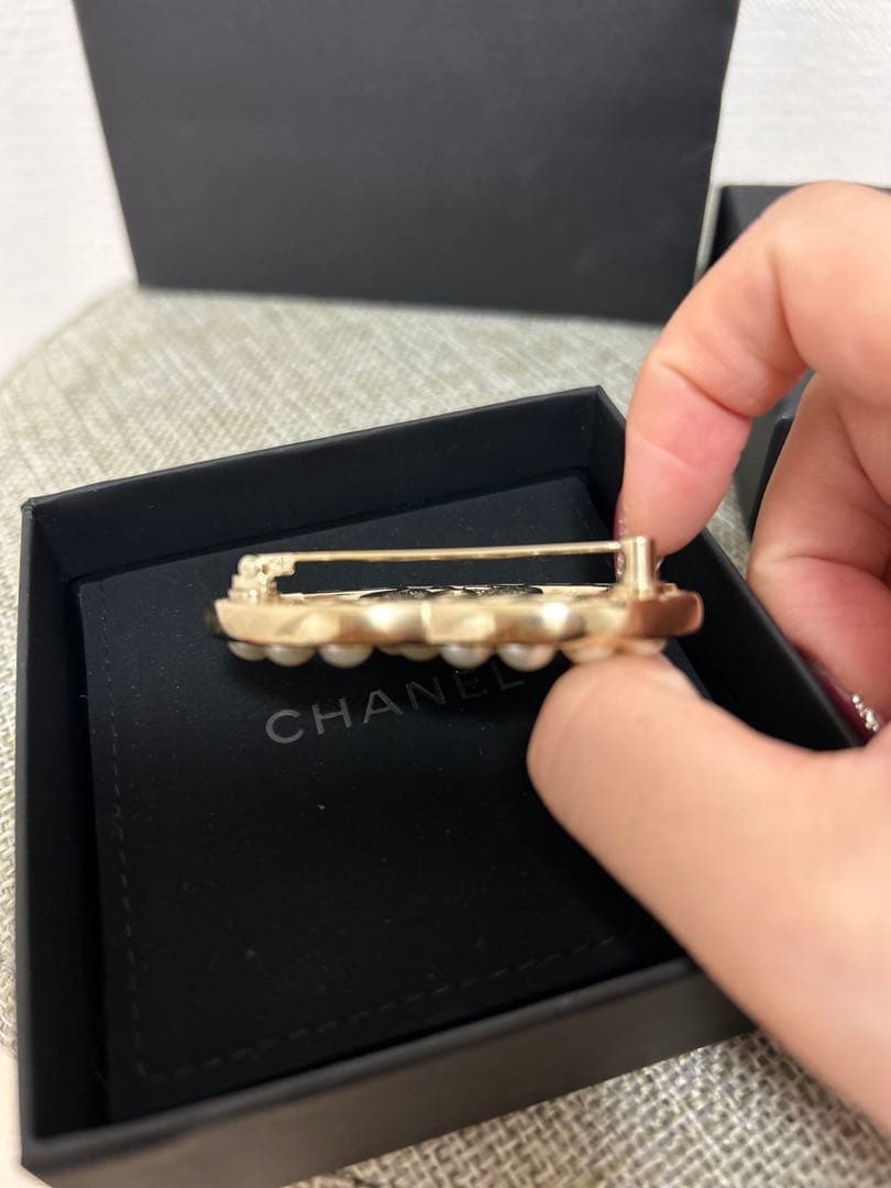 LＯＶＥ　最終お値下げ　CHANEL パール ブローチ