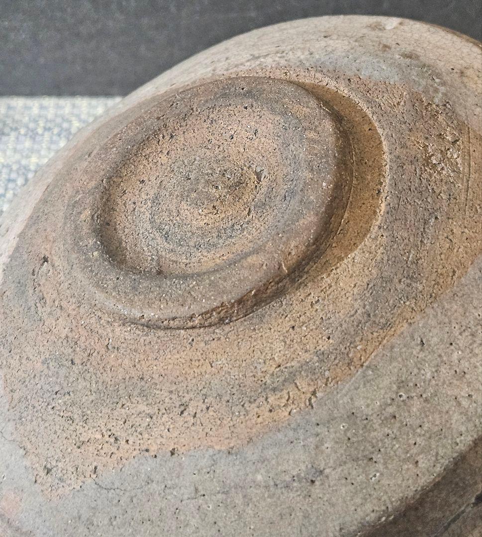 時代古作品❗明治時代頃　古志野　鉄釉　草文様　大振沓茶碗　茶道具　古陶磁器