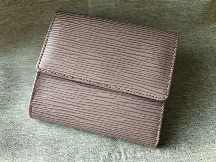 ルイヴィトン エピ 財布　リラ