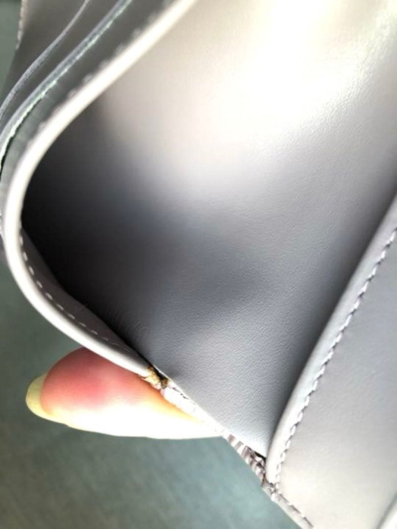 ルイヴィトン エピ 財布　リラ