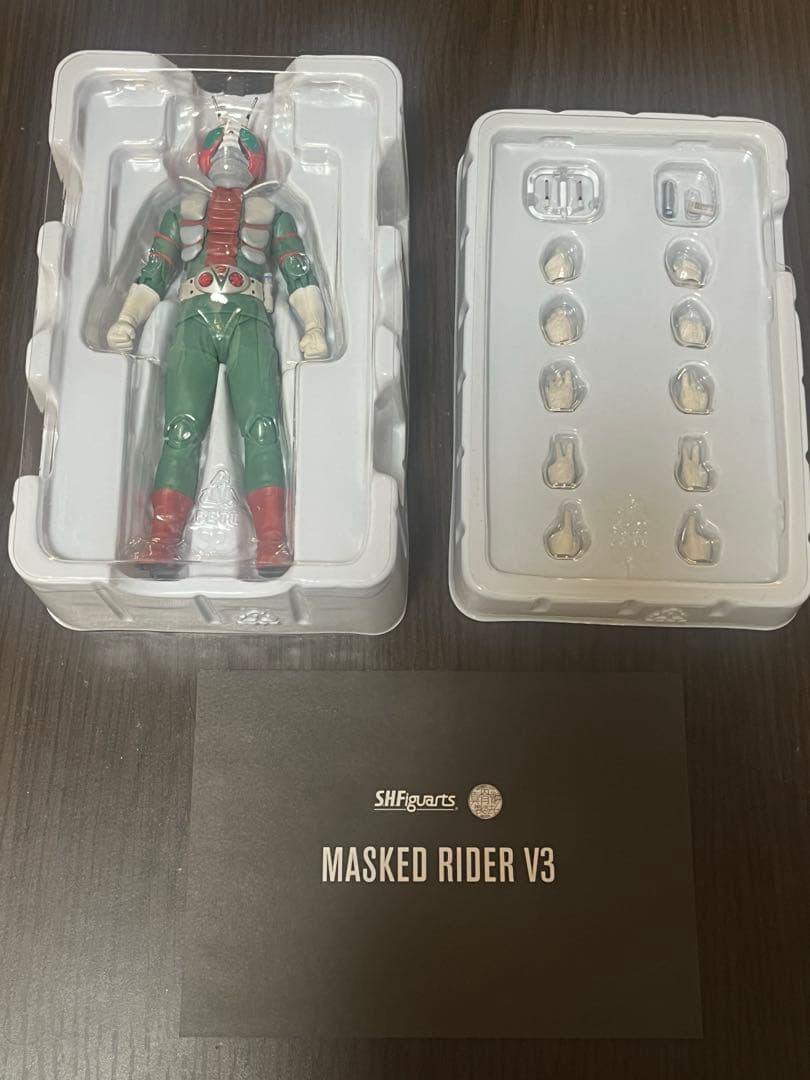 S.H.Figuarts 真骨彫製法 仮面ライダーV3&ライダーマン 2体セット