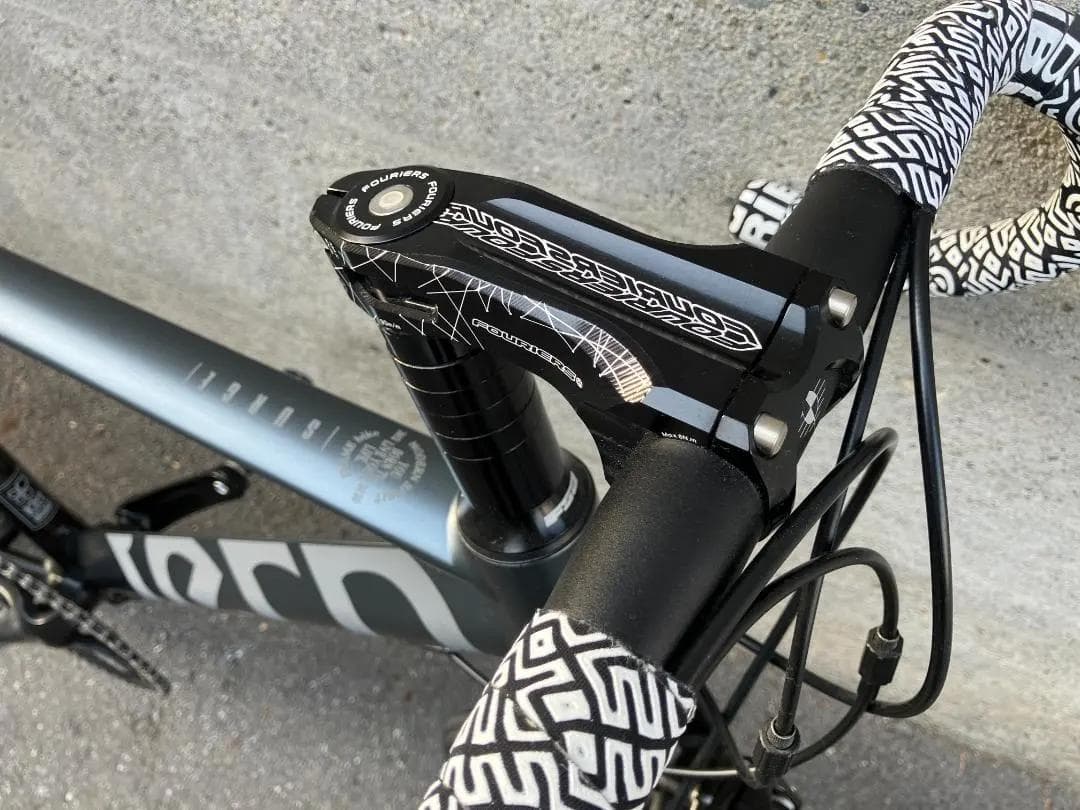 TERN SURGE Kitt design ターン サージュ 47