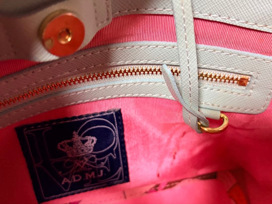 2日間限定お値下げ‼️ADMJ ベージュ レザー ショルダーバッグ