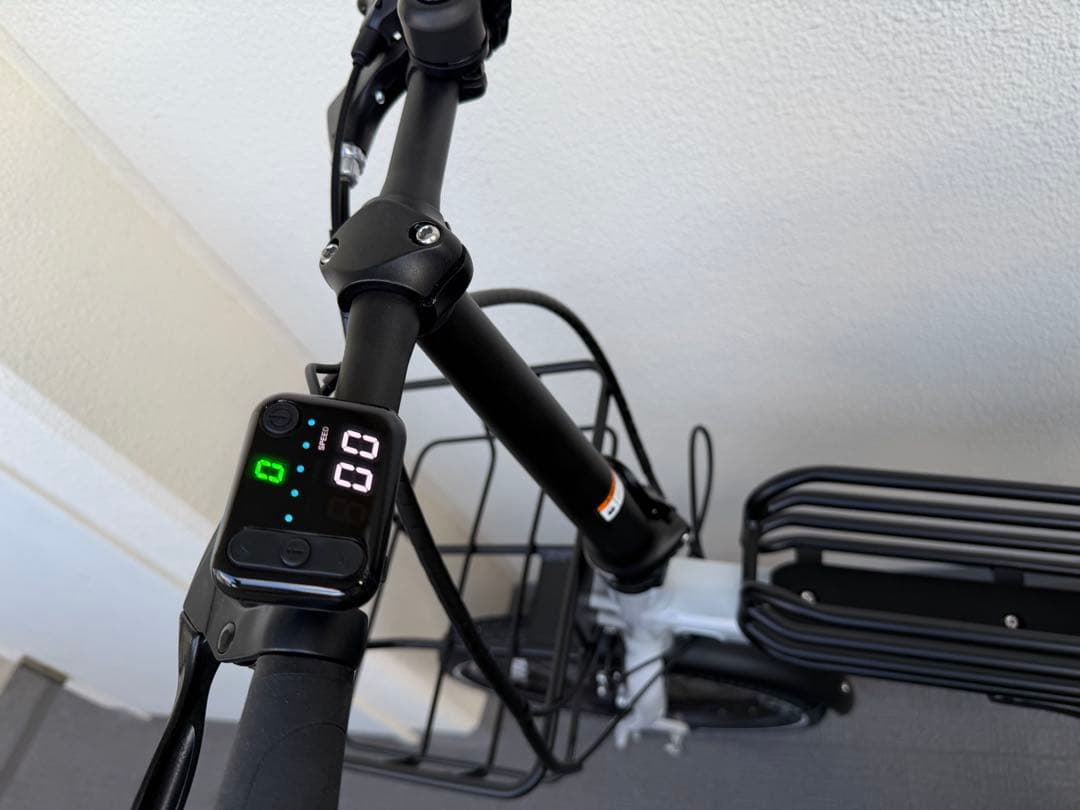 にゃた　BESV F3 電動アシスト折り畳み20インチモデル ライトグレー