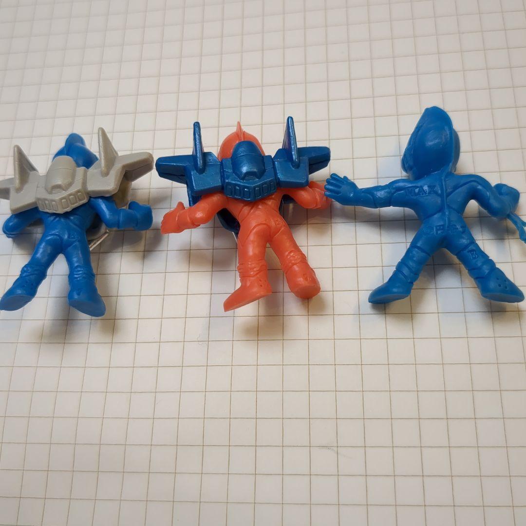 d*2様 ウルトラマン超闘士激伝 鋼鉄闘士80 重装鋼鉄闘士80　 3体セット
