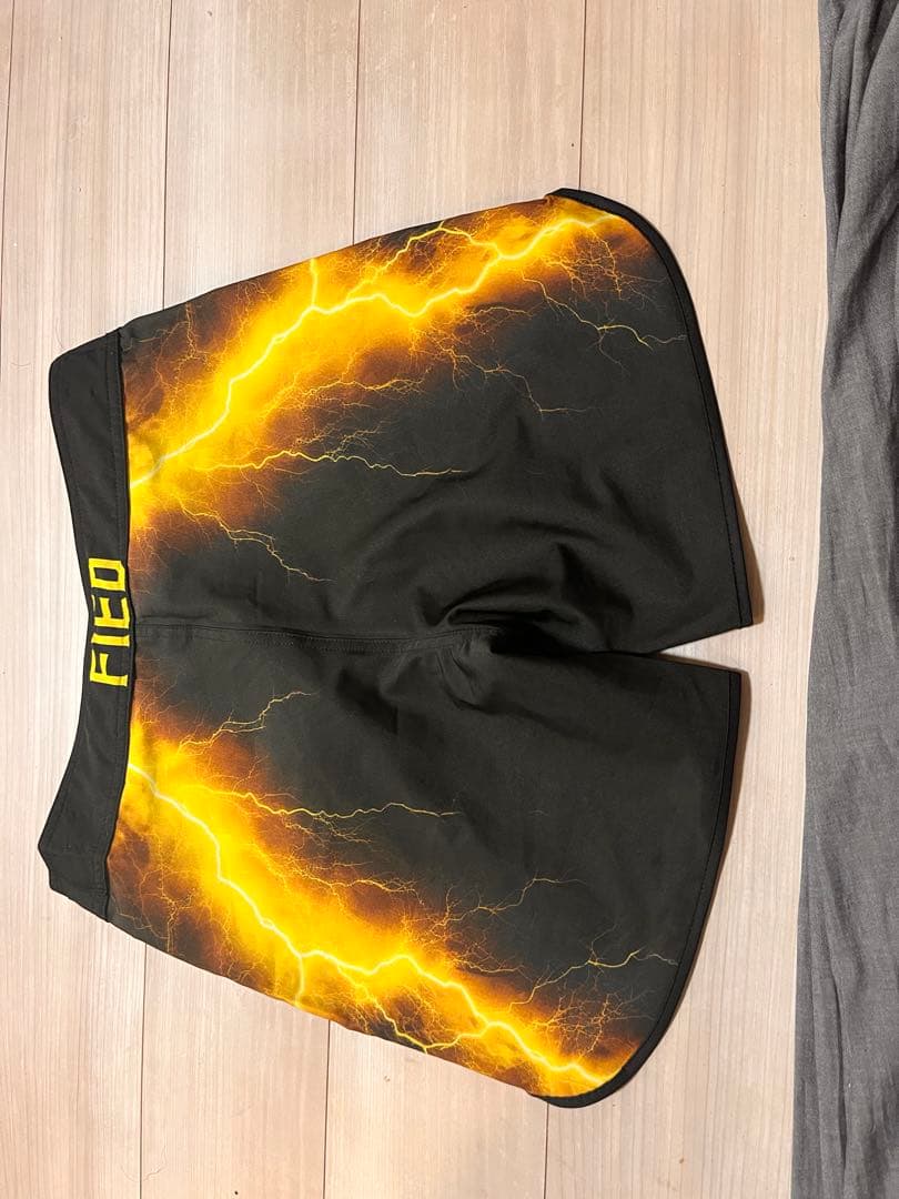 FIED サーフパンツ　フィジーク　30インチ