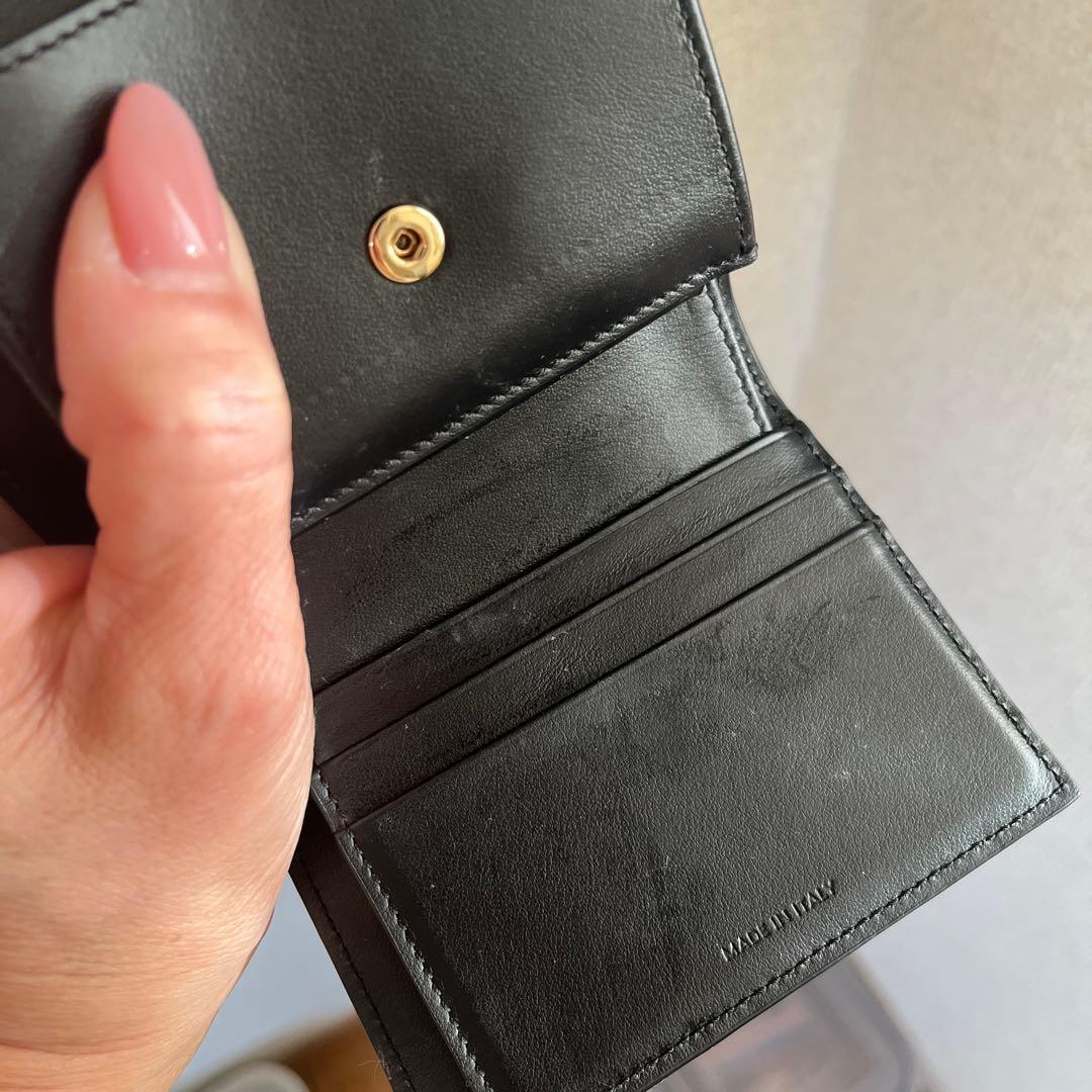 セリーヌ　トリオンフ折り財布