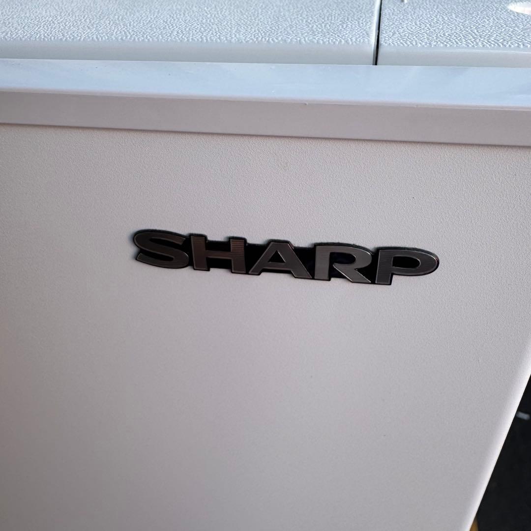 C7323★2022年製美品★シャープ　冷蔵庫　マットホワイト　右.左開き　大型