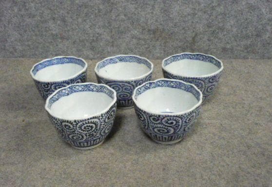 伊万里 染付 たこ唐草 猪口 5個 [B31475]