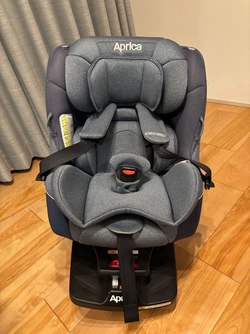 クルリラ　AD アップリカ　チャイルドシート