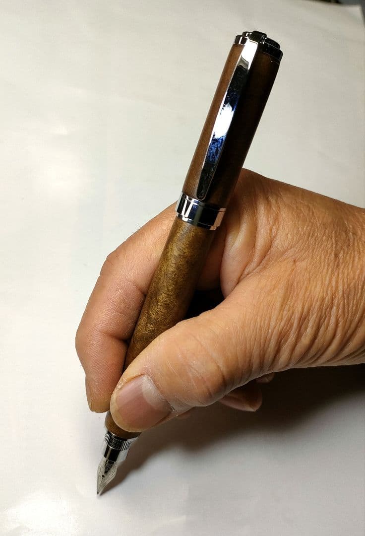 【マーブルウッド（黄金樟）】グラデュエイト万年筆《訳あり》