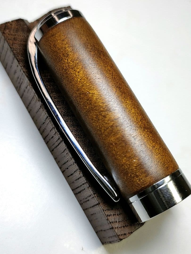 【マーブルウッド（黄金樟）】グラデュエイト万年筆《訳あり》