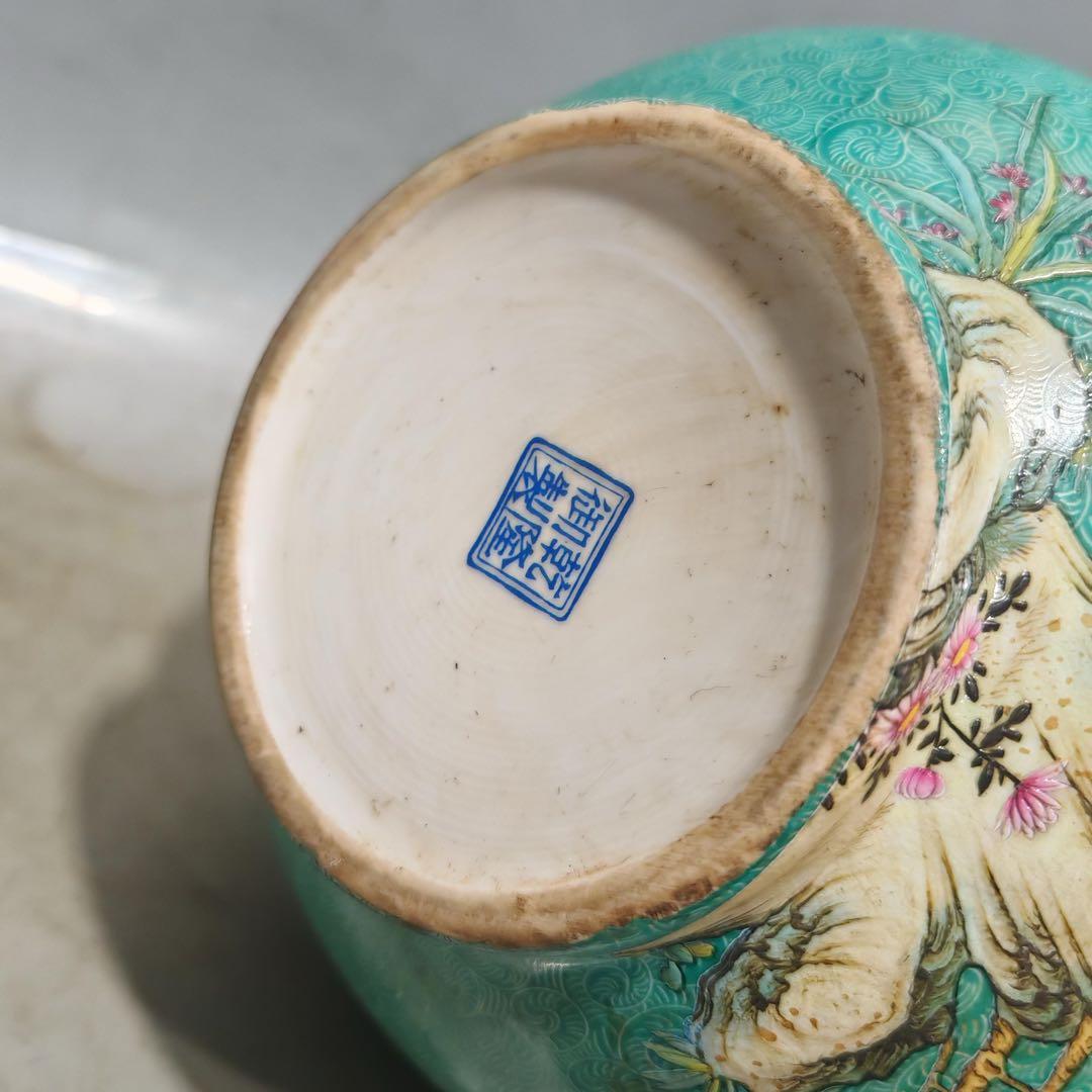 美術品　置物　粉彩雙耳尊　「乾隆御製」銘