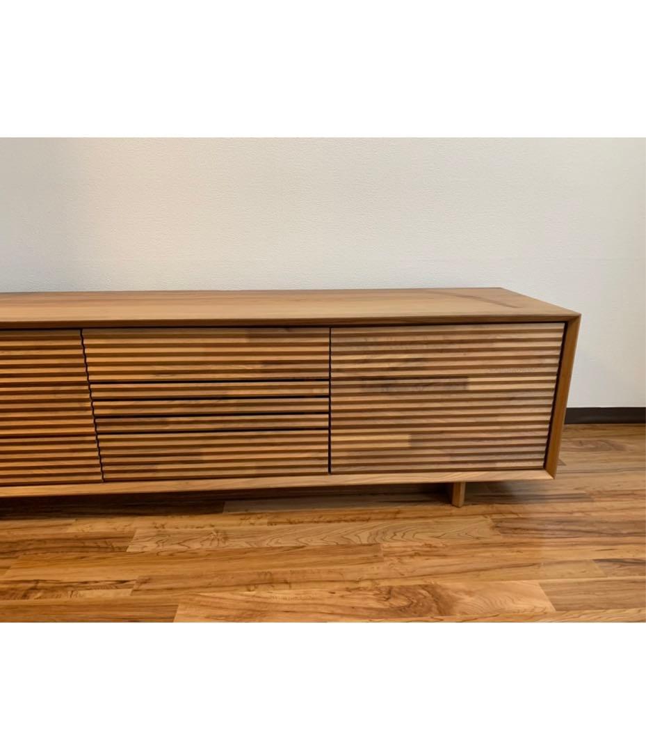 カリモク家具ソリットボードウォールナット