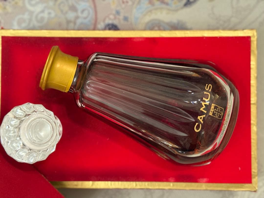 【未開封】CAMUS コニャック 古酒　レッドボックス　コレクション品