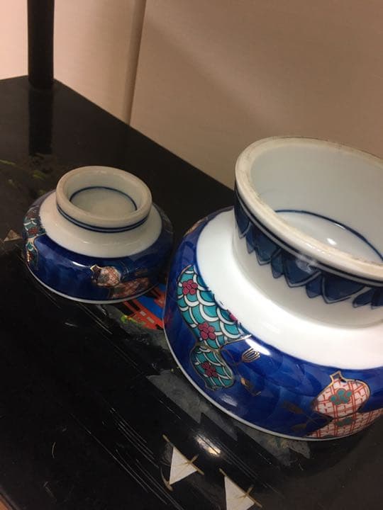 【色絵陶磁器・7組14点】＋飾り棚セット