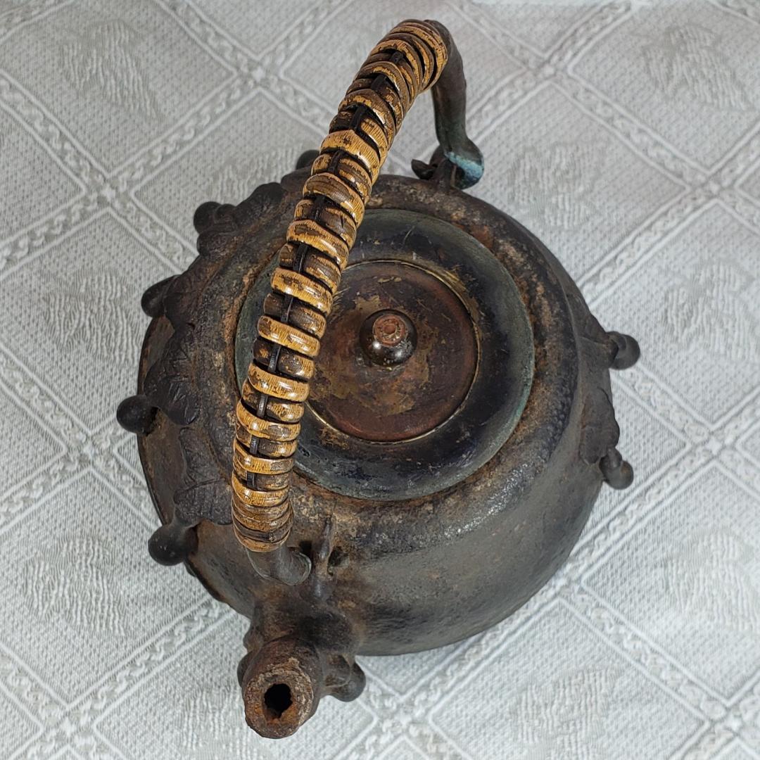 ◆『初代 龍文堂 安之介 胴横銘 瓢箪地紋鉄瓶』鉄瓶◆検）亀文堂 雨宮宗 金寿堂