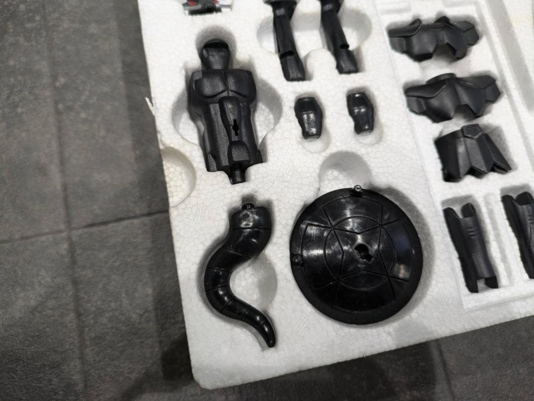 激レア！美品 聖闘士星矢 限定暗黒聖衣 ブラックドラゴンクロス フィギュア