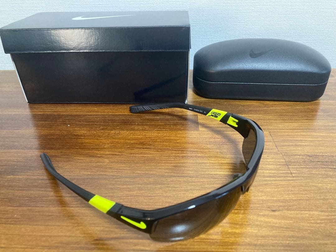 NIKE サングラス（新品未開封）