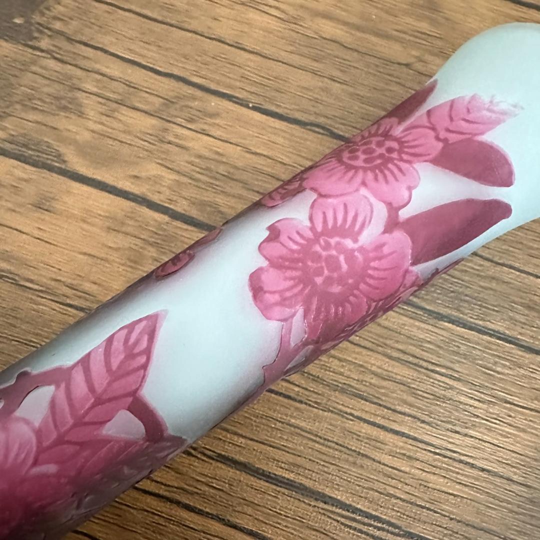 エミールガレ かわいいサイズ 一輪挿し　花瓶　カメオ彫り　被せガラス