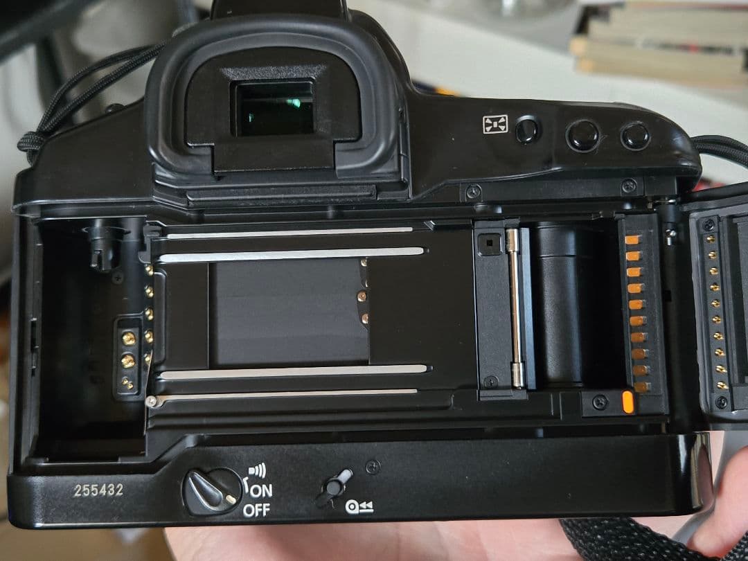 【オーバーホール済】Canon EOS-1V HS フィルム一眼レフカメラ