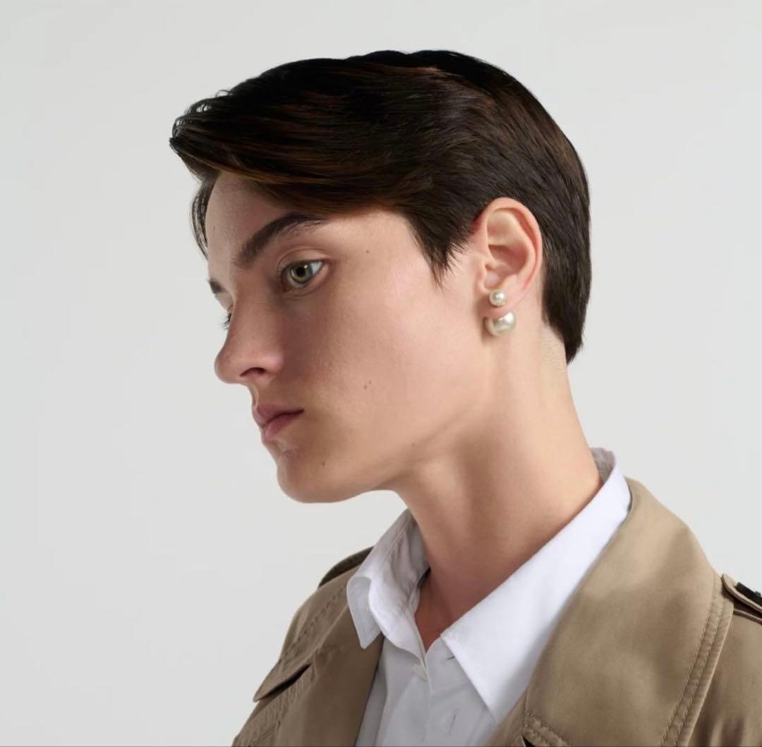 早い者勝ち 超美品 ディオールトライバル Dior Tribales