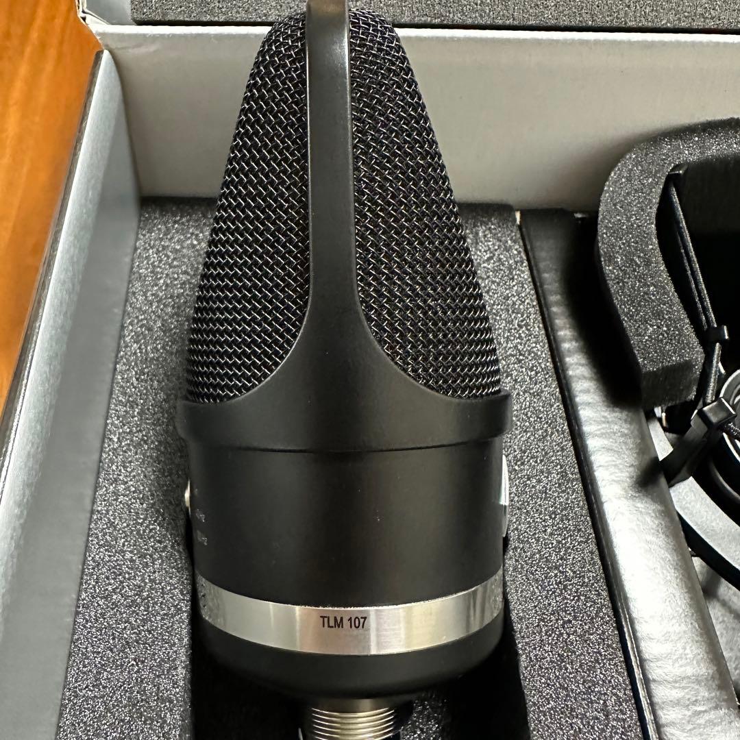 【新品未使用】Neumann ノイマンTLM 107 黒 Studio set