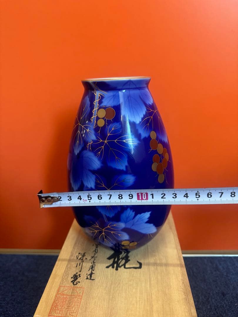 1888 深川製磁　葡萄瑠璃　松型花瓶　金彩　未使用