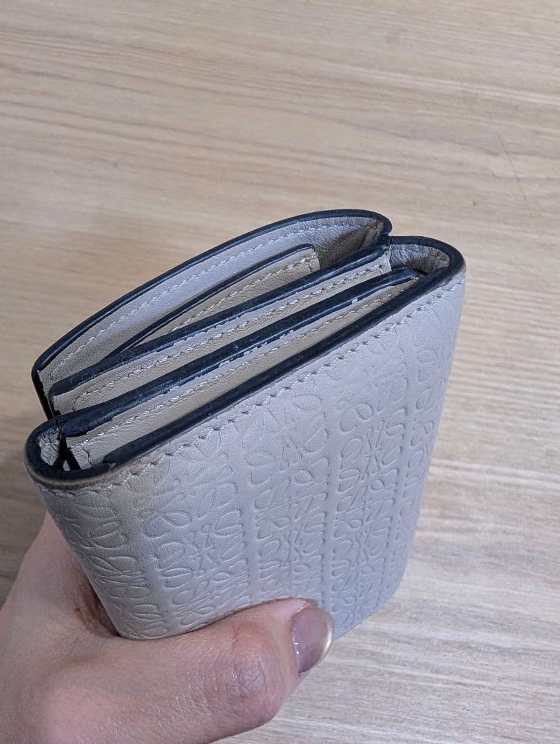 【美品】LOEWE 三つ折り財布
