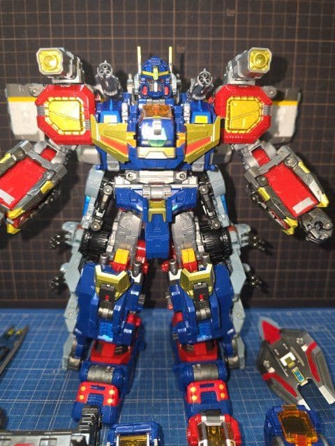 ダイアクロンDA-85 パワードグレイターバトルコンボイ鎧装合体セット