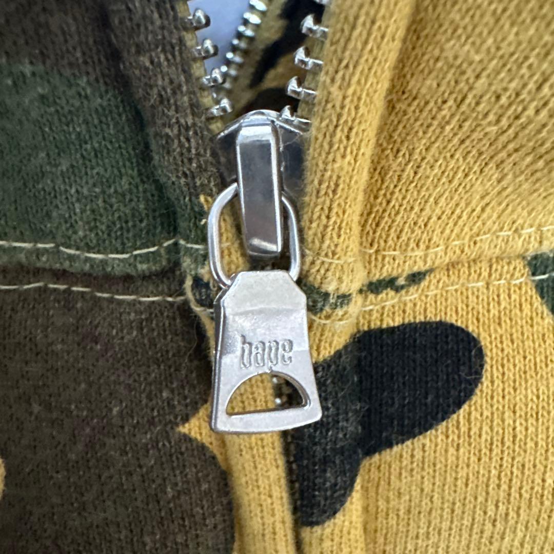 A bathing ape シャークパーカー