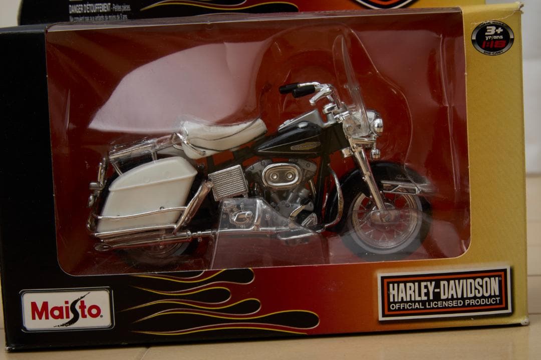 Maisto ハーレーダビッドソン　1:18レプリカ　２個セット