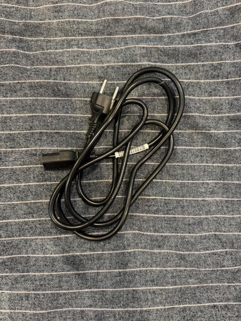 新品・未使用 Dell U2520D モニター 本体