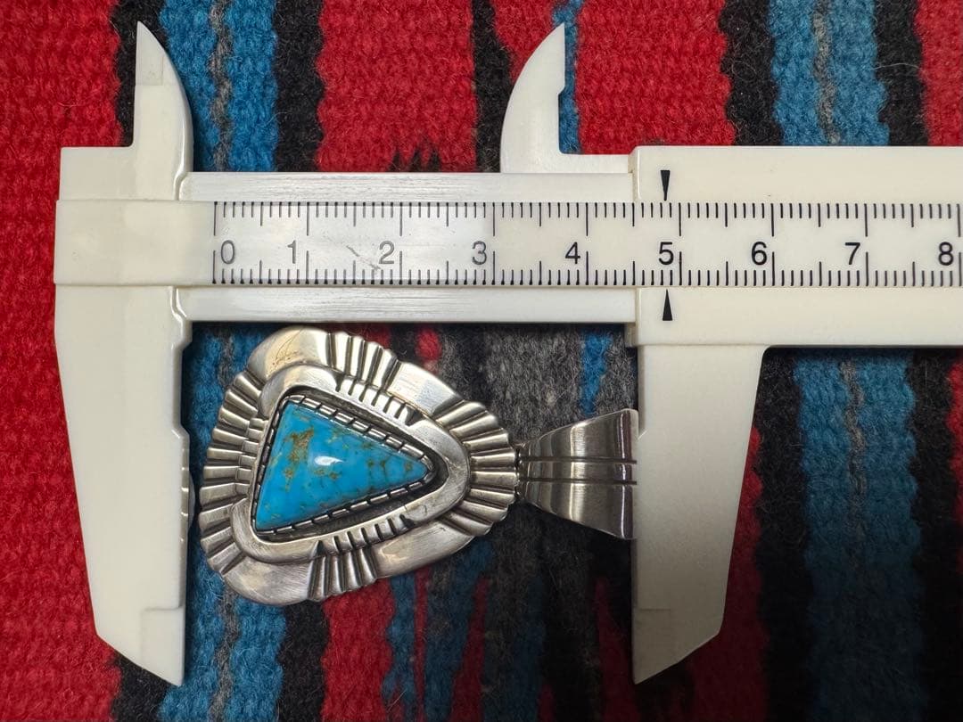 最終 デルバートバンデバー ペンダントトップ ブルージェムターコイズ ナバホ族