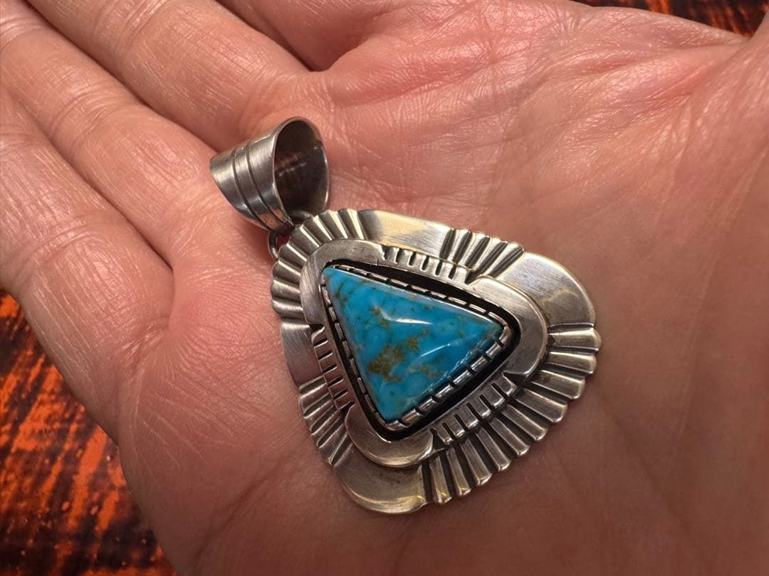 最終 デルバートバンデバー ペンダントトップ ブルージェムターコイズ ナバホ族